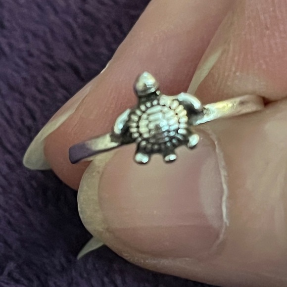 💖3/$10!!! Whimsical, adorable silver turtle ring. So cute and so much fun! OS. - Picture 6 of 11